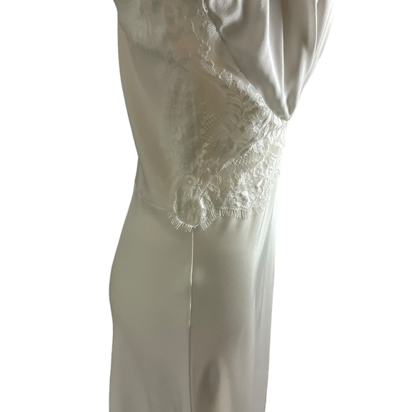 Vici Forever Mine Satin Lace Slip Midi Dress - Picture 10 of 16